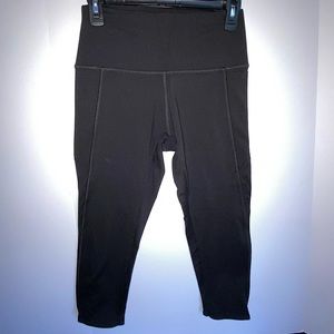 Victorias Secret PINK Black Capri Legging NEW